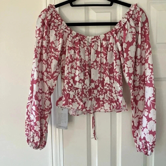 NWT NSR Pink & White Floral Long Sleeved Top XS - Picture 2 of 4